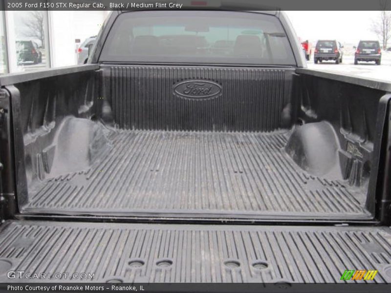 Black / Medium Flint Grey 2005 Ford F150 STX Regular Cab