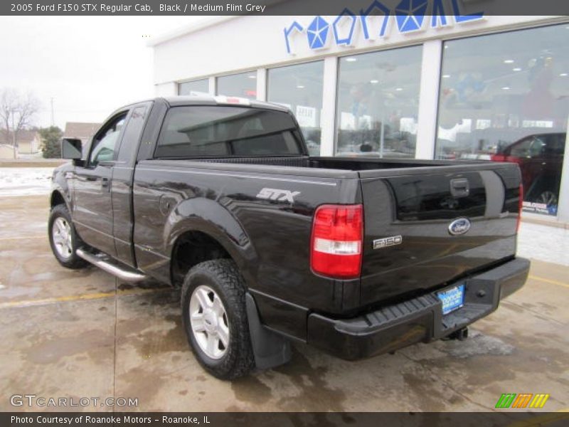 Black / Medium Flint Grey 2005 Ford F150 STX Regular Cab