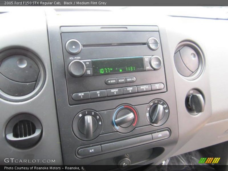 Controls of 2005 F150 STX Regular Cab