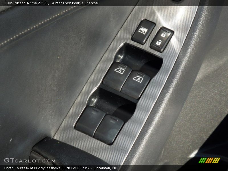 Winter Frost Pearl / Charcoal 2009 Nissan Altima 2.5 SL