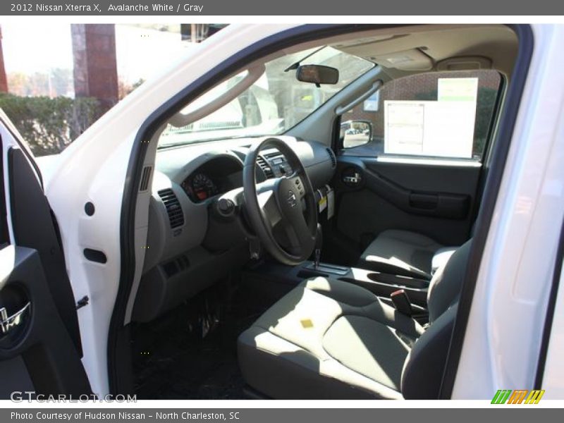 Avalanche White / Gray 2012 Nissan Xterra X