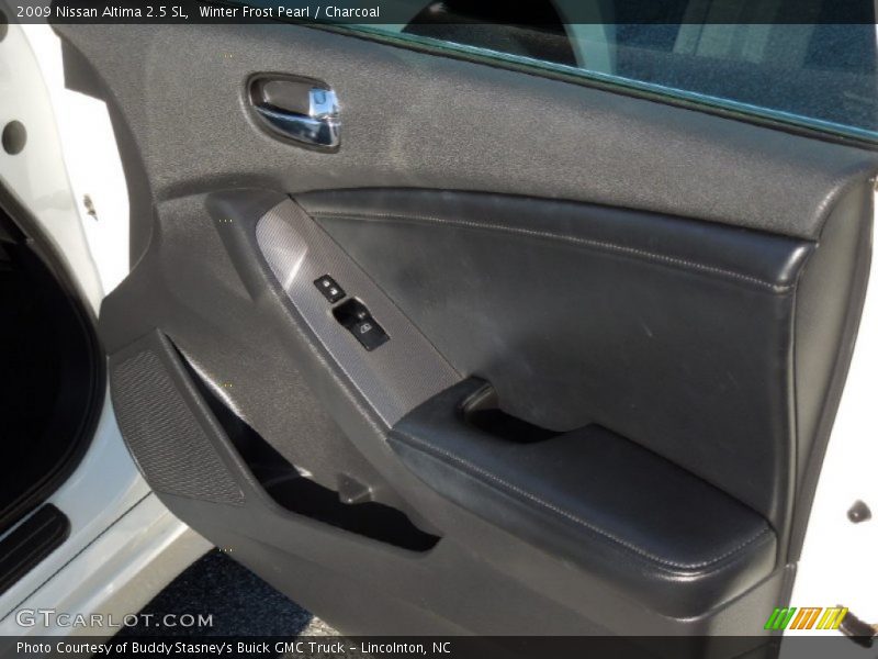 Winter Frost Pearl / Charcoal 2009 Nissan Altima 2.5 SL