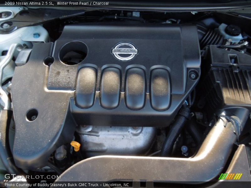 Winter Frost Pearl / Charcoal 2009 Nissan Altima 2.5 SL