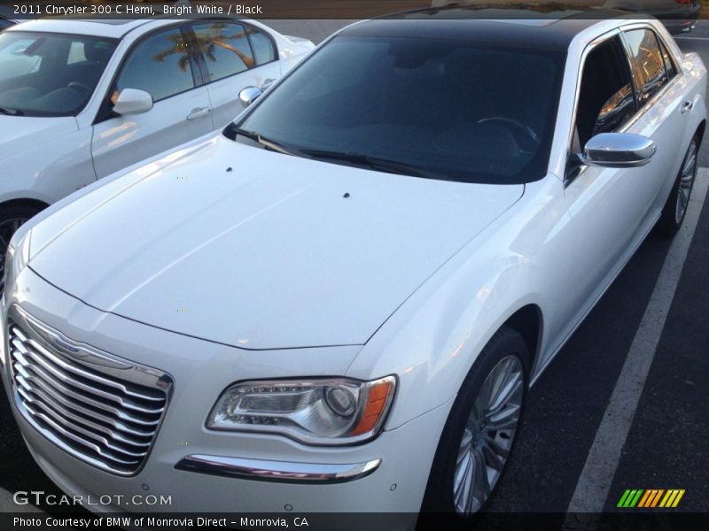 Bright White / Black 2011 Chrysler 300 C Hemi