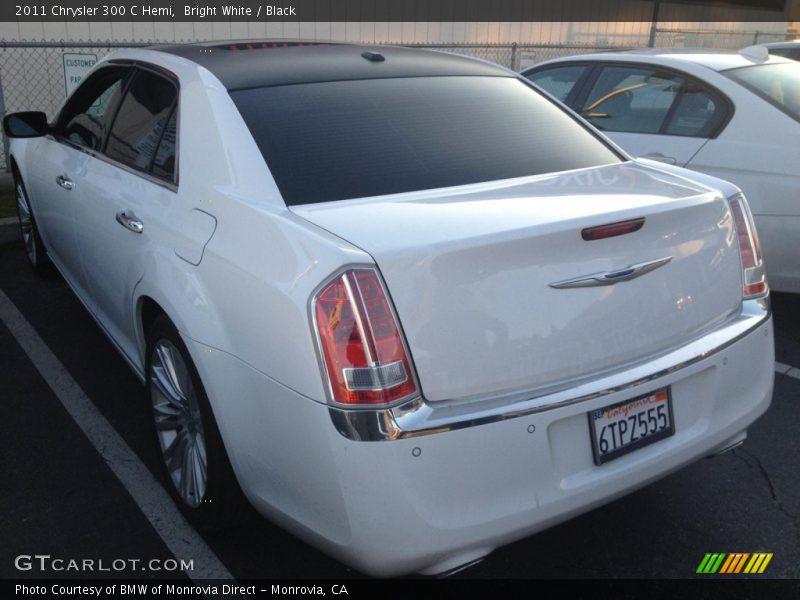 Bright White / Black 2011 Chrysler 300 C Hemi