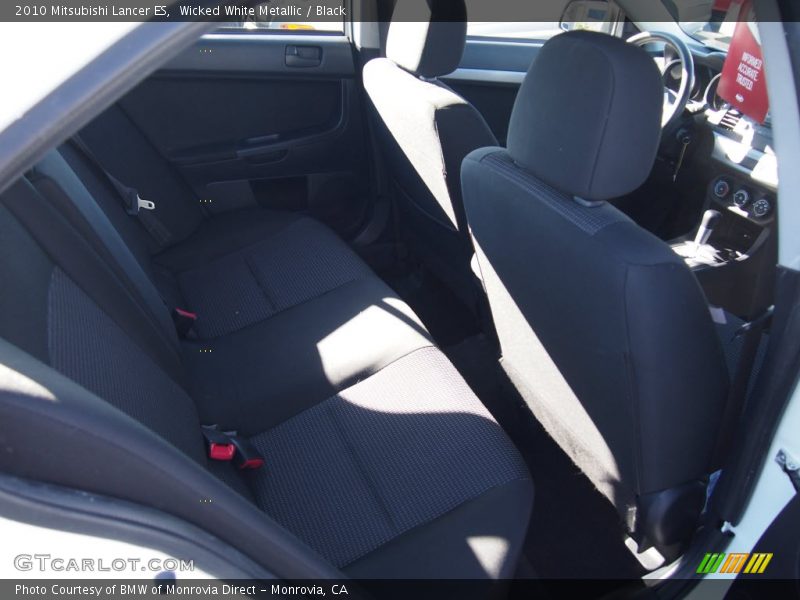 Wicked White Metallic / Black 2010 Mitsubishi Lancer ES