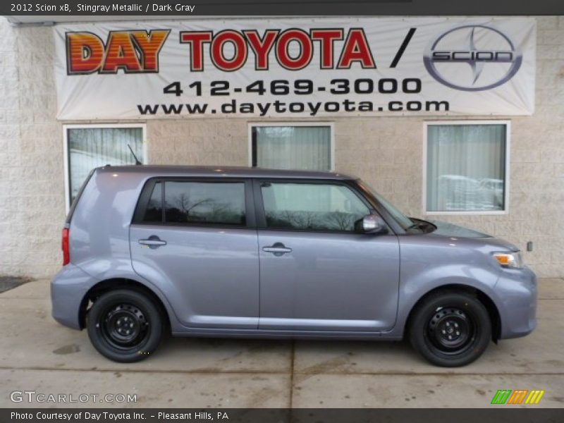 Stingray Metallic / Dark Gray 2012 Scion xB