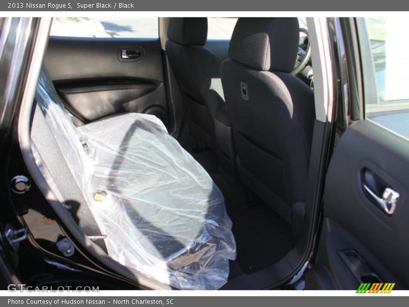 Super Black / Black 2013 Nissan Rogue S
