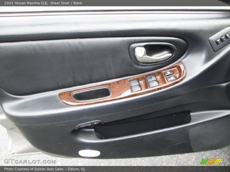 Sheer Silver / Black 2003 Nissan Maxima GLE