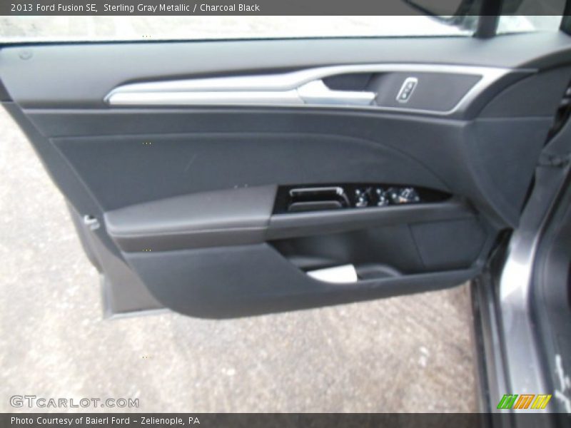 Sterling Gray Metallic / Charcoal Black 2013 Ford Fusion SE