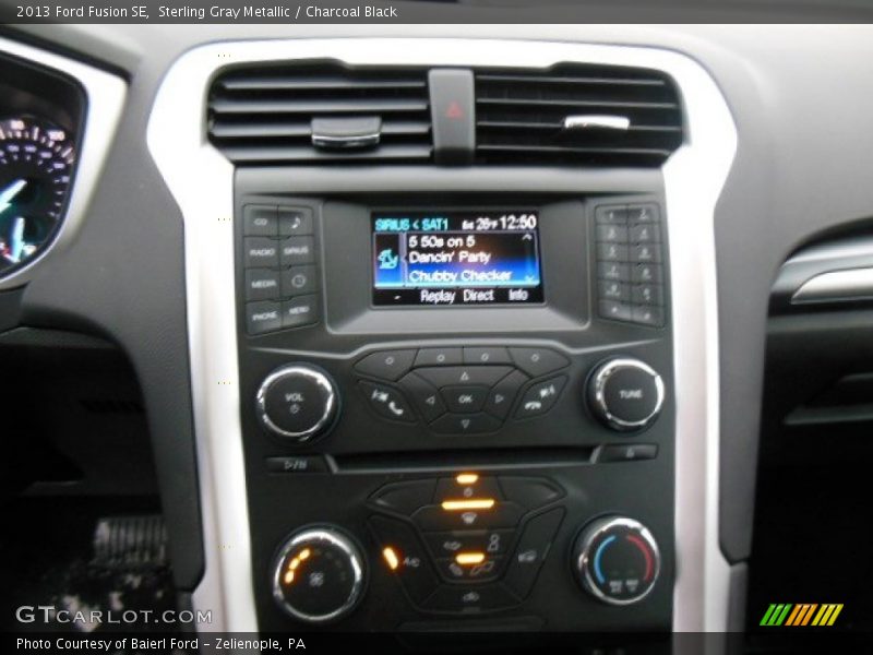 Sterling Gray Metallic / Charcoal Black 2013 Ford Fusion SE
