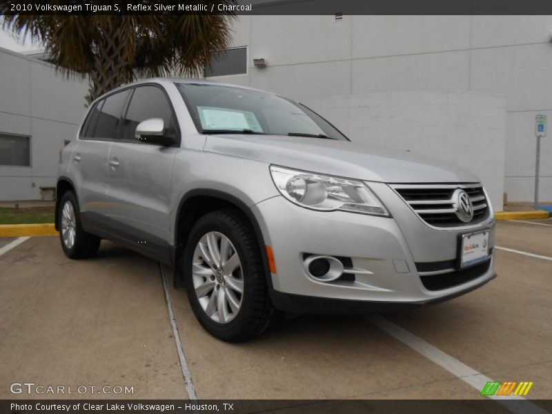 Reflex Silver Metallic / Charcoal 2010 Volkswagen Tiguan S