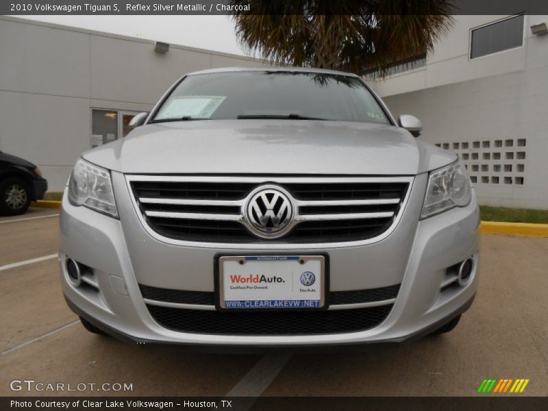 Reflex Silver Metallic / Charcoal 2010 Volkswagen Tiguan S