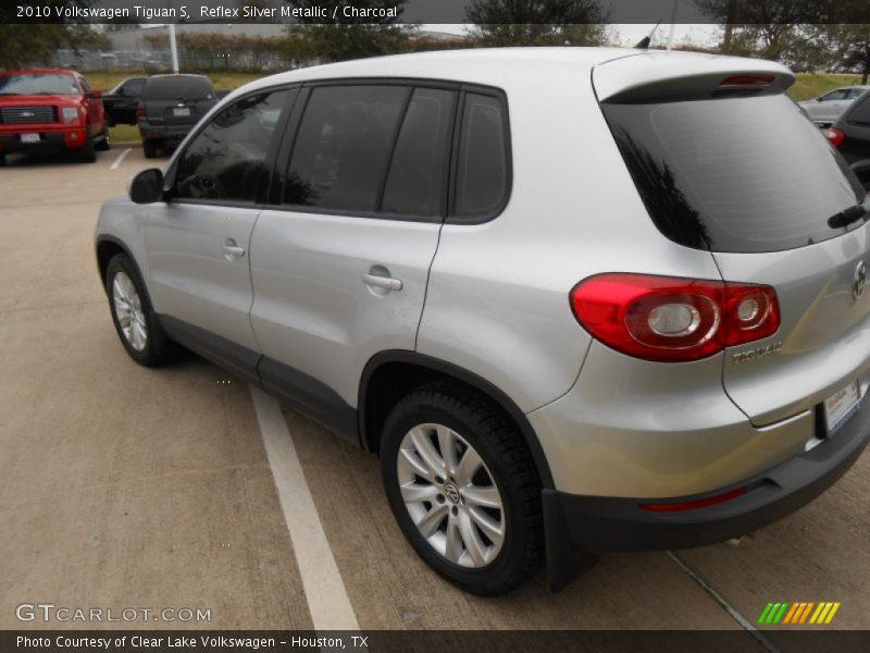 Reflex Silver Metallic / Charcoal 2010 Volkswagen Tiguan S