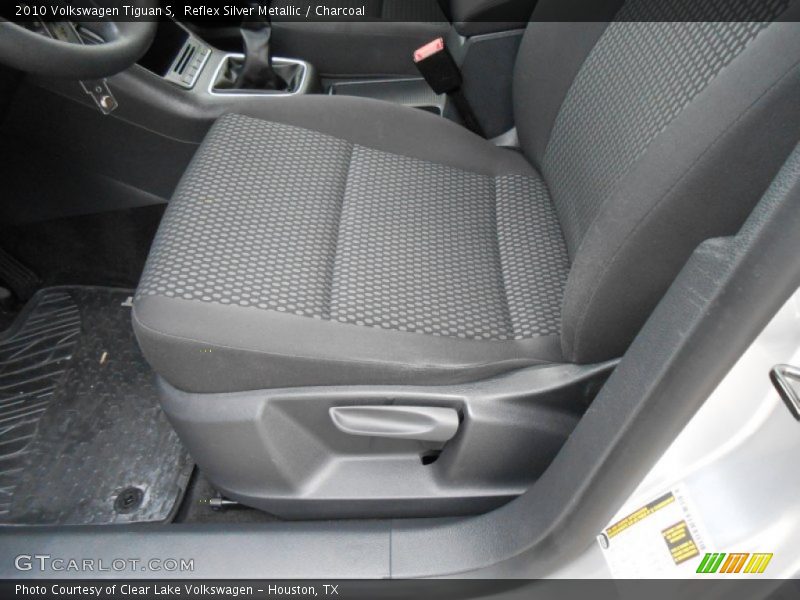 Reflex Silver Metallic / Charcoal 2010 Volkswagen Tiguan S
