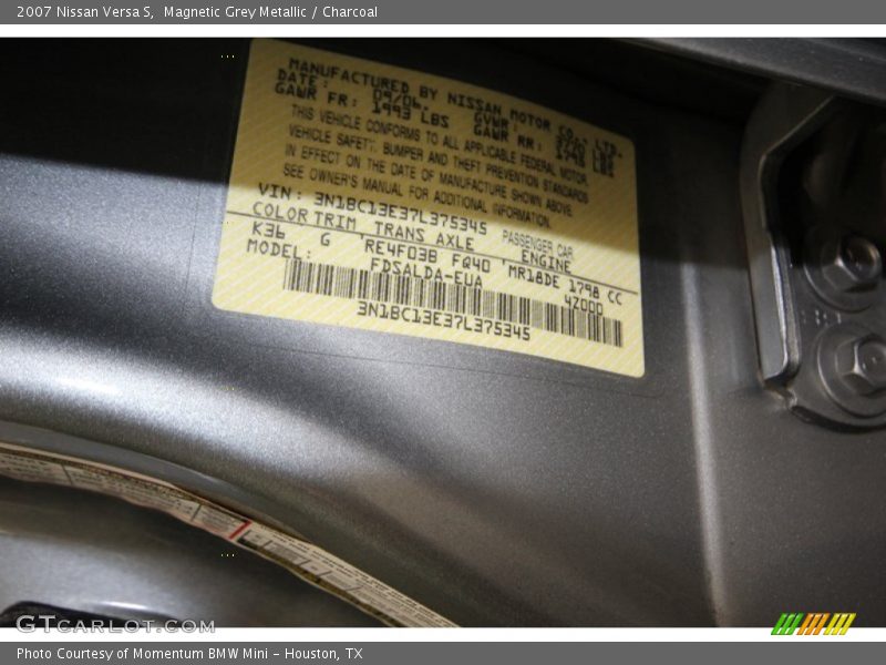 Magnetic Grey Metallic / Charcoal 2007 Nissan Versa S