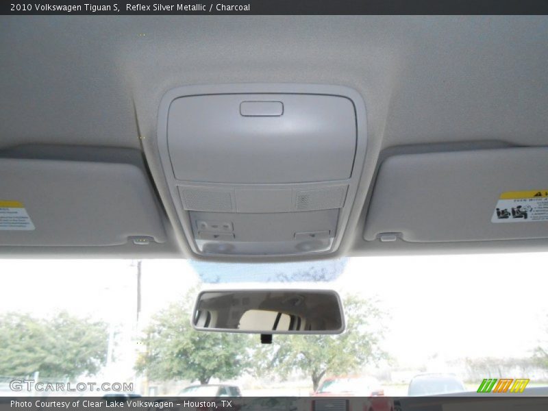 Reflex Silver Metallic / Charcoal 2010 Volkswagen Tiguan S
