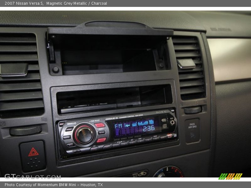 Magnetic Grey Metallic / Charcoal 2007 Nissan Versa S