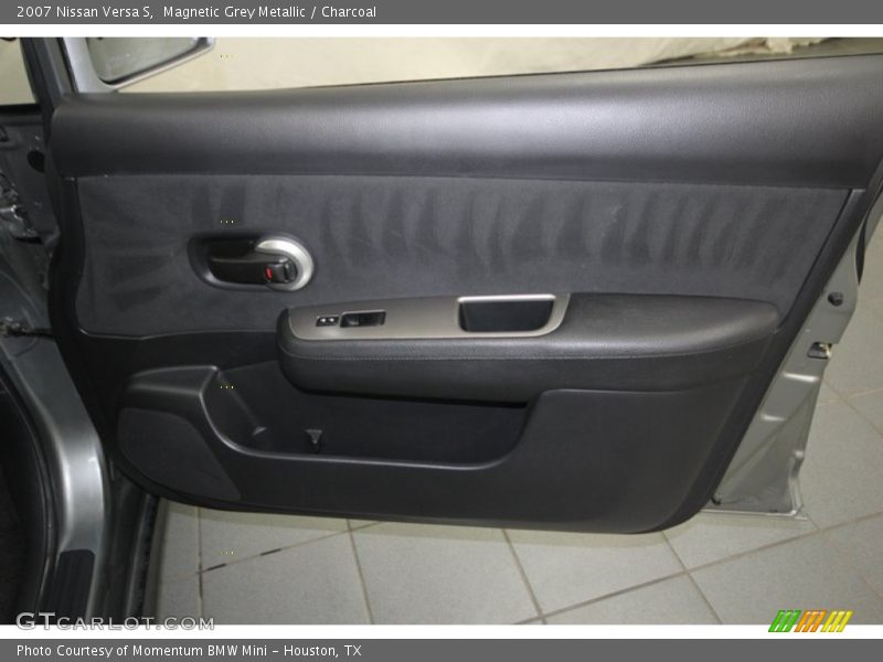 Magnetic Grey Metallic / Charcoal 2007 Nissan Versa S