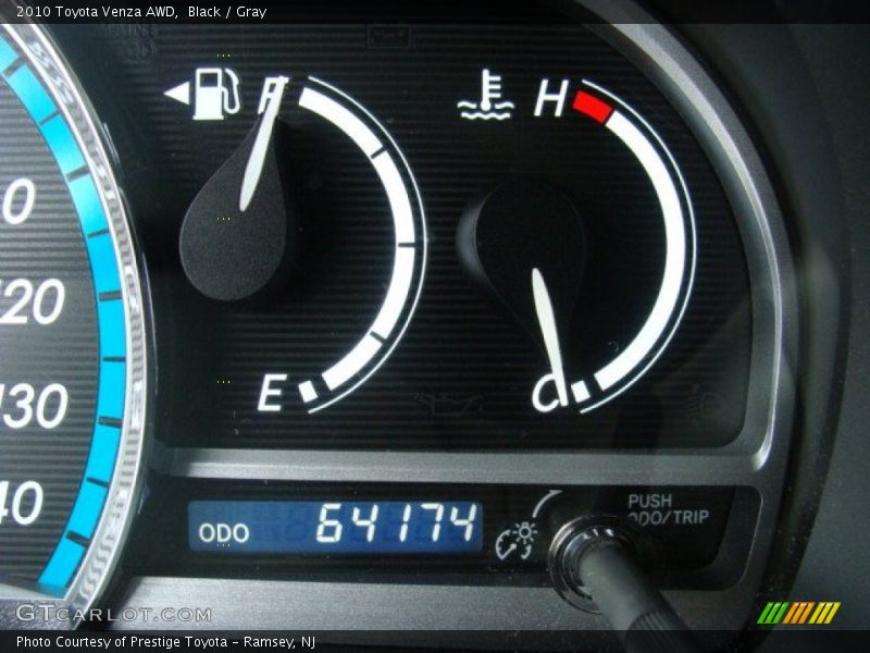 Black / Gray 2010 Toyota Venza AWD