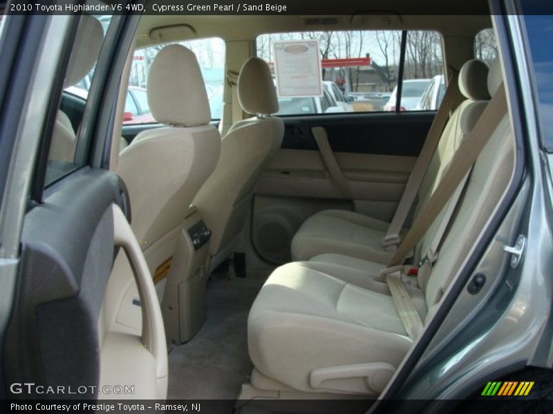 Cypress Green Pearl / Sand Beige 2010 Toyota Highlander V6 4WD