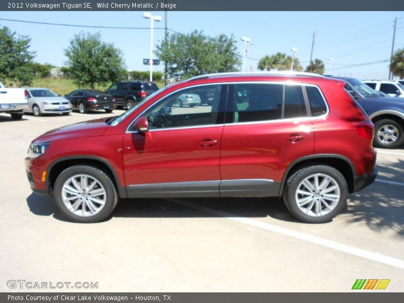Wild Cherry Metallic / Beige 2012 Volkswagen Tiguan SE
