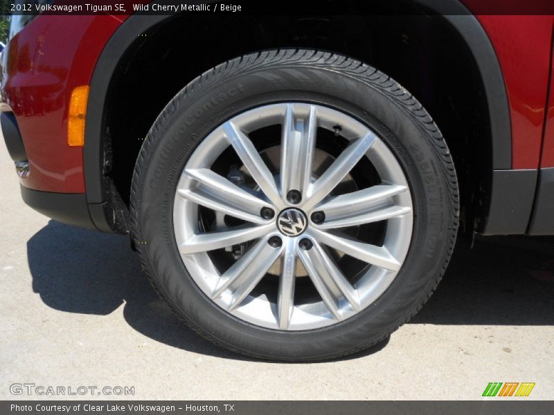 Wild Cherry Metallic / Beige 2012 Volkswagen Tiguan SE