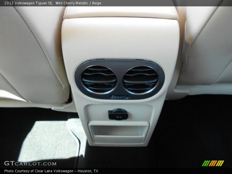 Wild Cherry Metallic / Beige 2012 Volkswagen Tiguan SE
