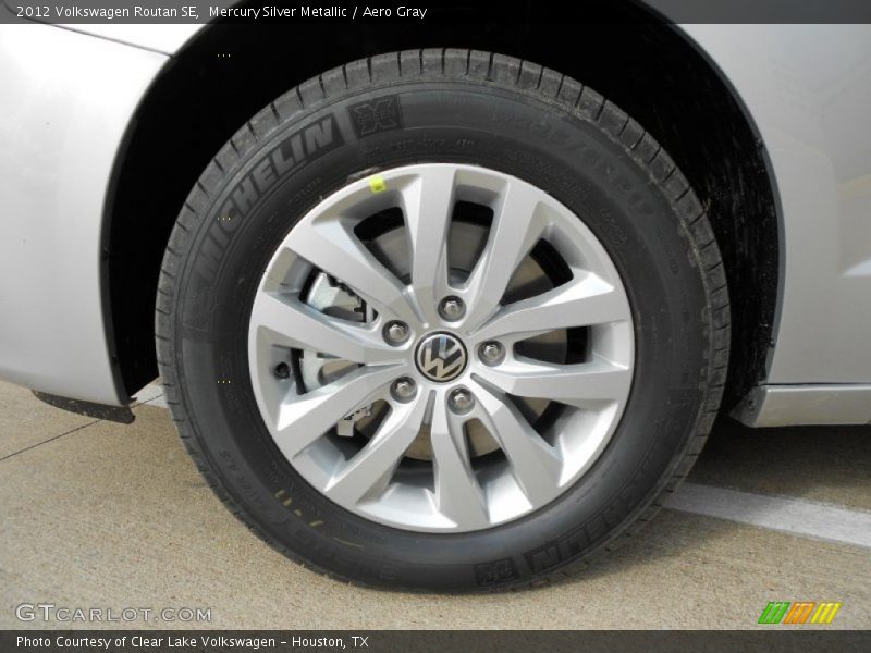 Mercury Silver Metallic / Aero Gray 2012 Volkswagen Routan SE