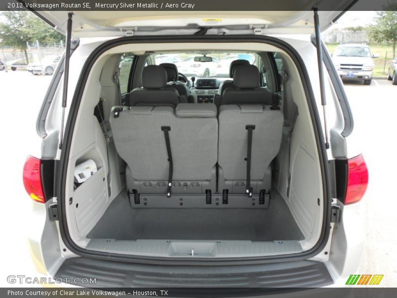 Mercury Silver Metallic / Aero Gray 2012 Volkswagen Routan SE
