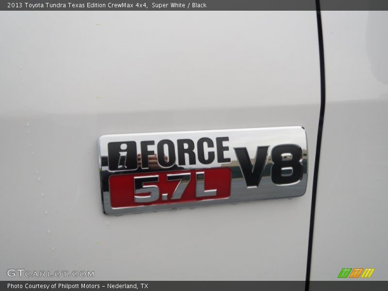 Super White / Black 2013 Toyota Tundra Texas Edition CrewMax 4x4