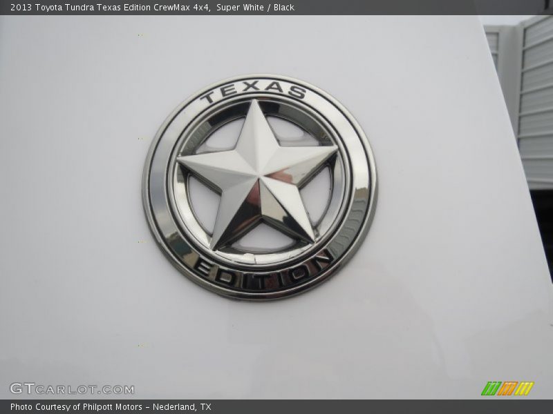Super White / Black 2013 Toyota Tundra Texas Edition CrewMax 4x4