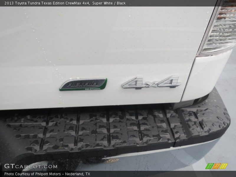 Super White / Black 2013 Toyota Tundra Texas Edition CrewMax 4x4