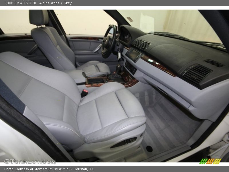 Alpine White / Grey 2006 BMW X5 3.0i