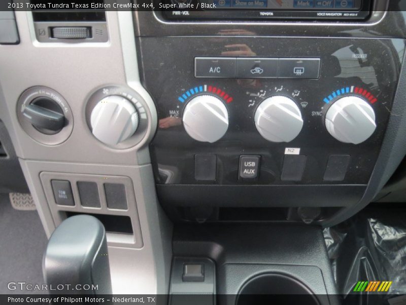 Super White / Black 2013 Toyota Tundra Texas Edition CrewMax 4x4