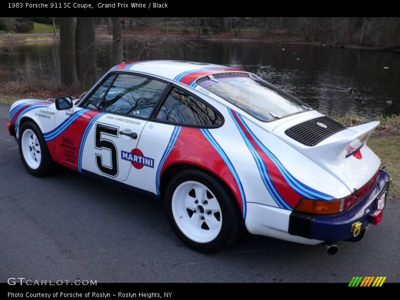 Grand Prix White / Black 1983 Porsche 911 SC Coupe