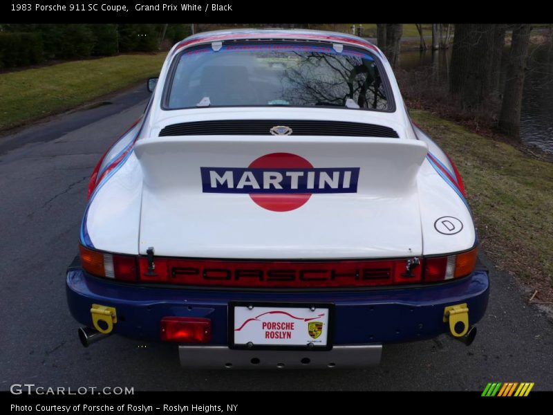 Grand Prix White / Black 1983 Porsche 911 SC Coupe