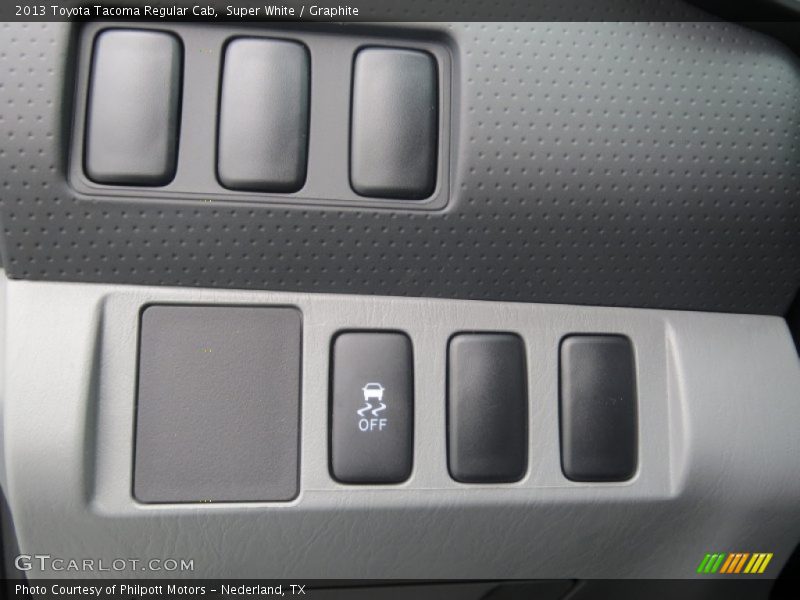 Super White / Graphite 2013 Toyota Tacoma Regular Cab