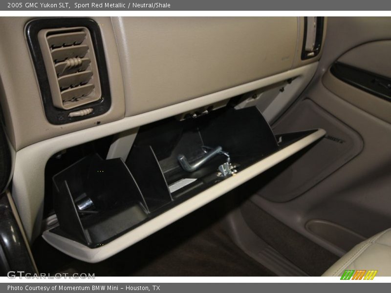 Sport Red Metallic / Neutral/Shale 2005 GMC Yukon SLT