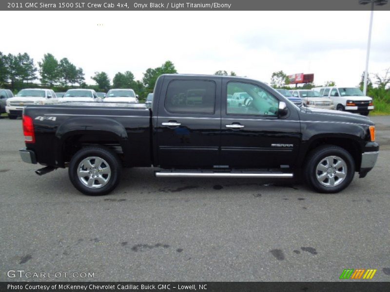 Onyx Black / Light Titanium/Ebony 2011 GMC Sierra 1500 SLT Crew Cab 4x4