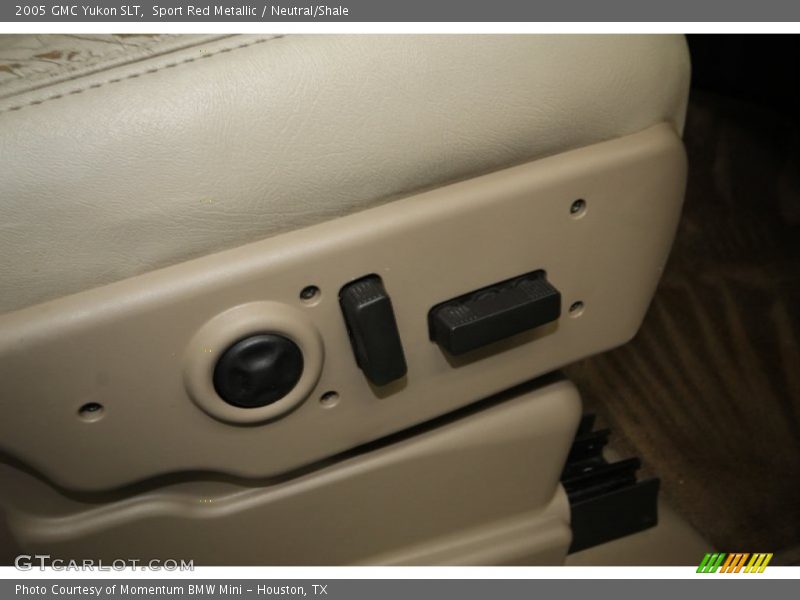 Sport Red Metallic / Neutral/Shale 2005 GMC Yukon SLT