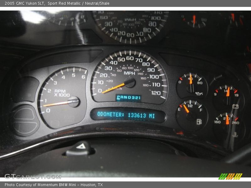 Sport Red Metallic / Neutral/Shale 2005 GMC Yukon SLT