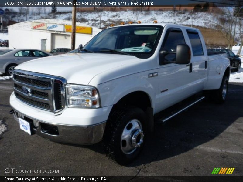 Oxford White / Medium Flint 2005 Ford F350 Super Duty FX4 Crew Cab 4x4 Dually