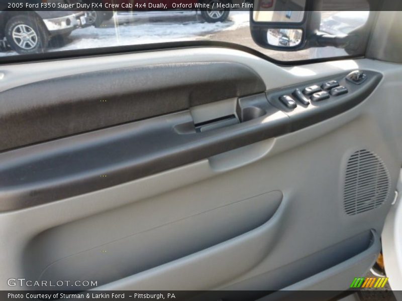 Oxford White / Medium Flint 2005 Ford F350 Super Duty FX4 Crew Cab 4x4 Dually
