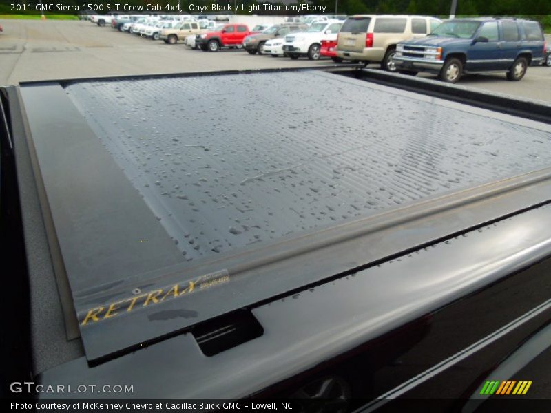 Onyx Black / Light Titanium/Ebony 2011 GMC Sierra 1500 SLT Crew Cab 4x4