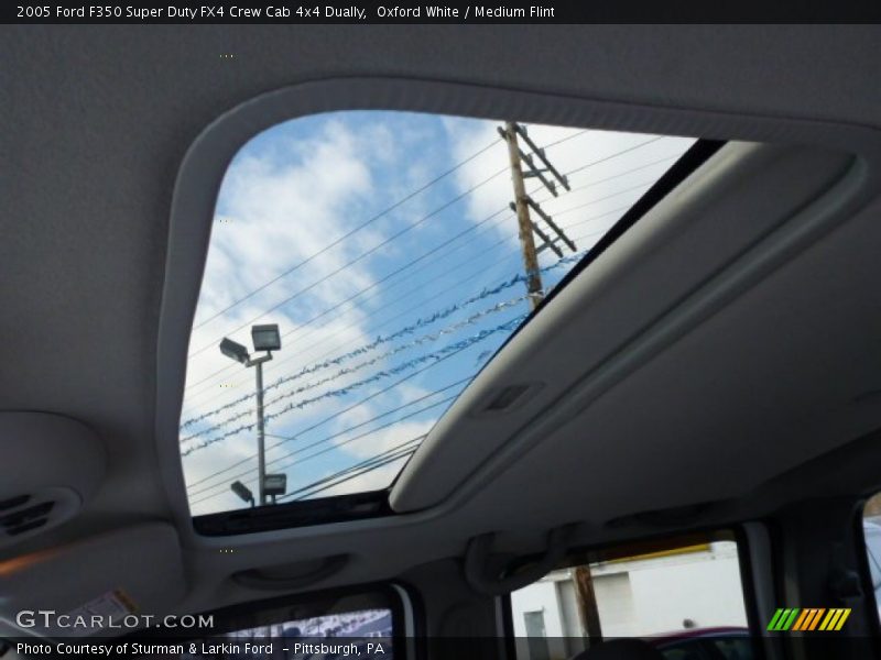 Oxford White / Medium Flint 2005 Ford F350 Super Duty FX4 Crew Cab 4x4 Dually