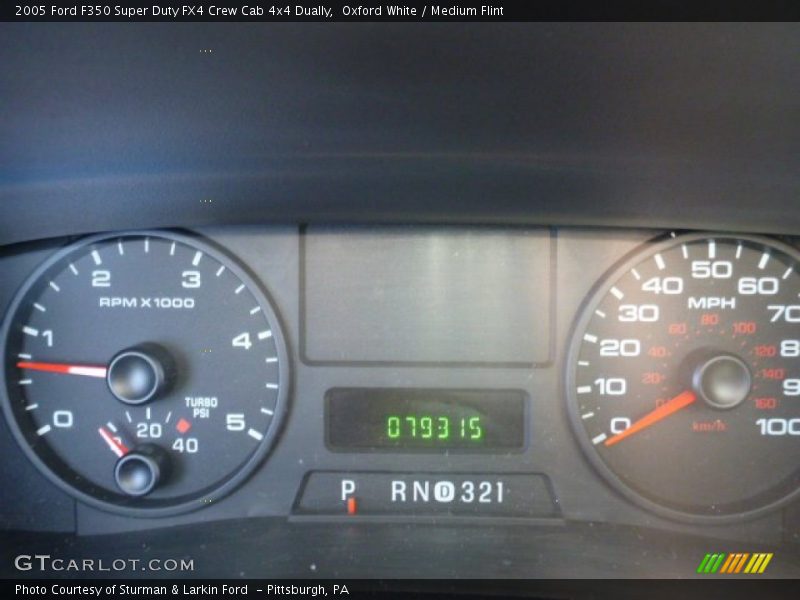Oxford White / Medium Flint 2005 Ford F350 Super Duty FX4 Crew Cab 4x4 Dually