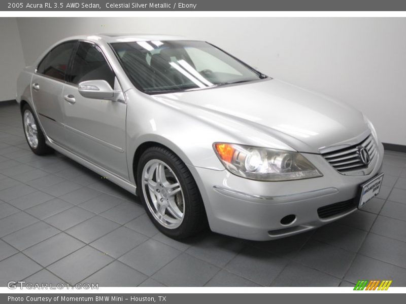 Front 3/4 View of 2005 RL 3.5 AWD Sedan