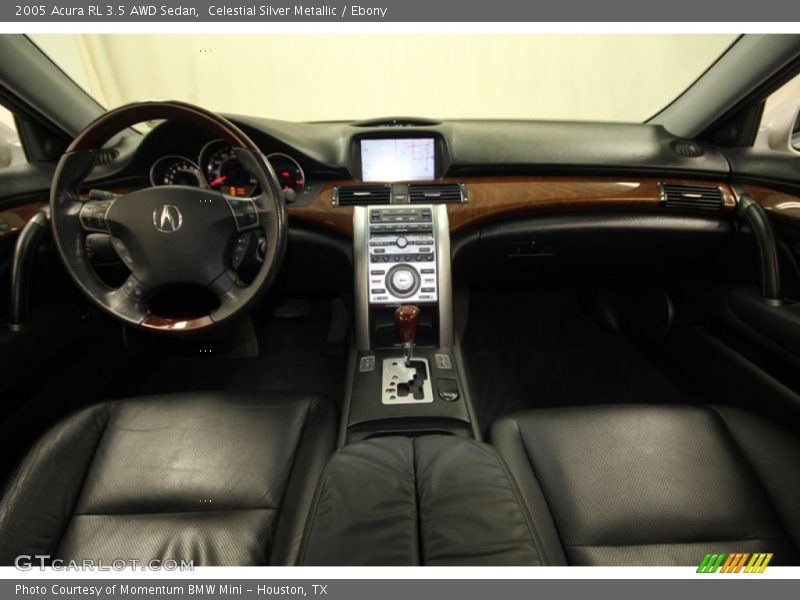 Dashboard of 2005 RL 3.5 AWD Sedan