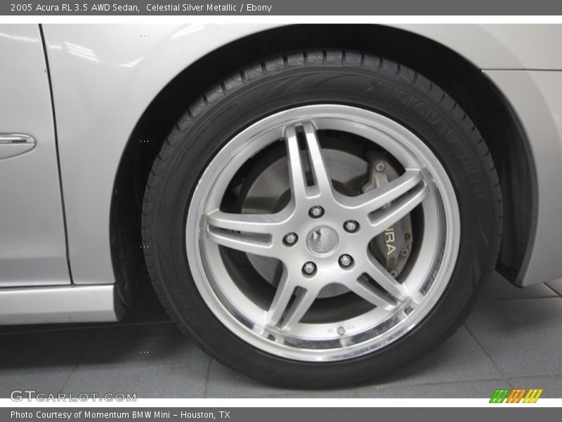  2005 RL 3.5 AWD Sedan Wheel